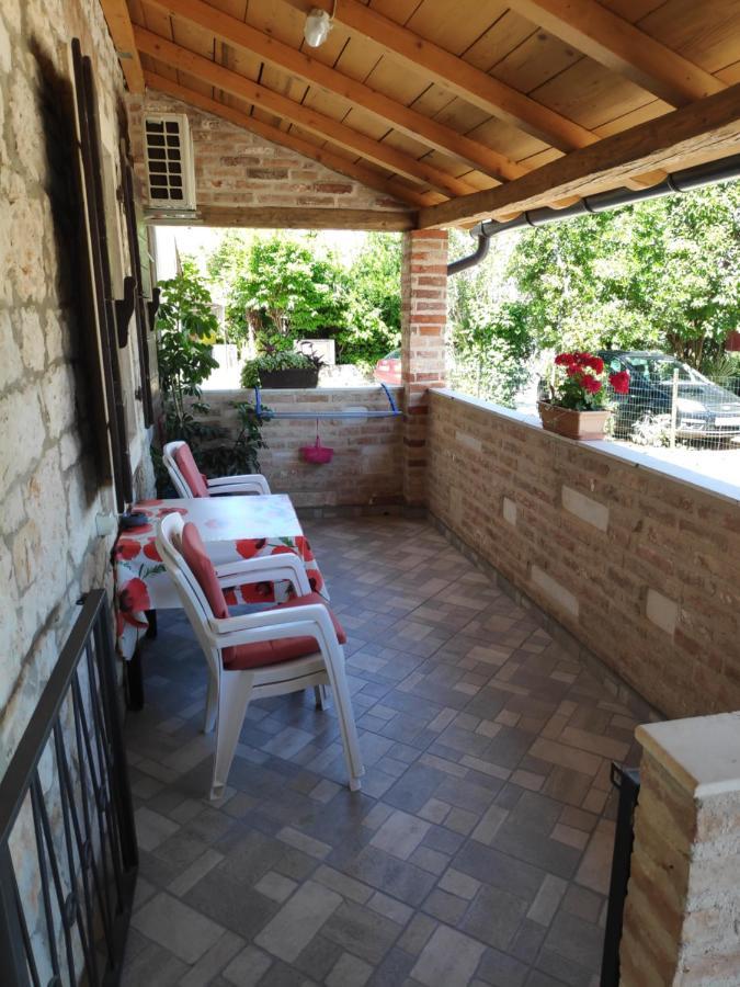 Apartmani Memic 100 M Do Plaze, Apartments Memic Only 100M From Beach Porec Exterior photo
