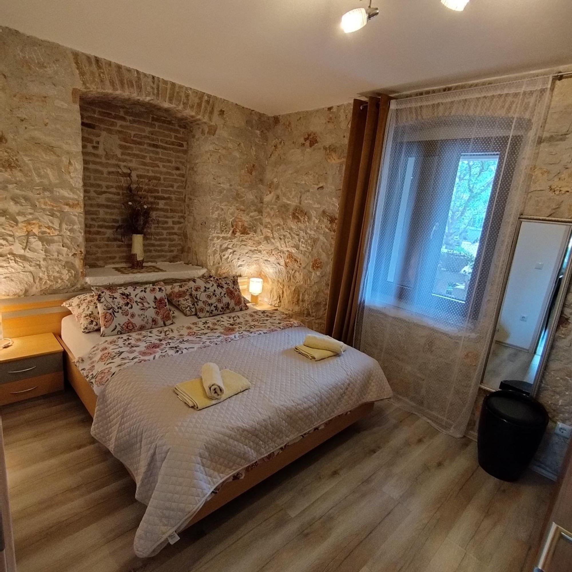 Apartmani Memic 100 M Do Plaze, Apartments Memic Only 100M From Beach Porec Exterior photo